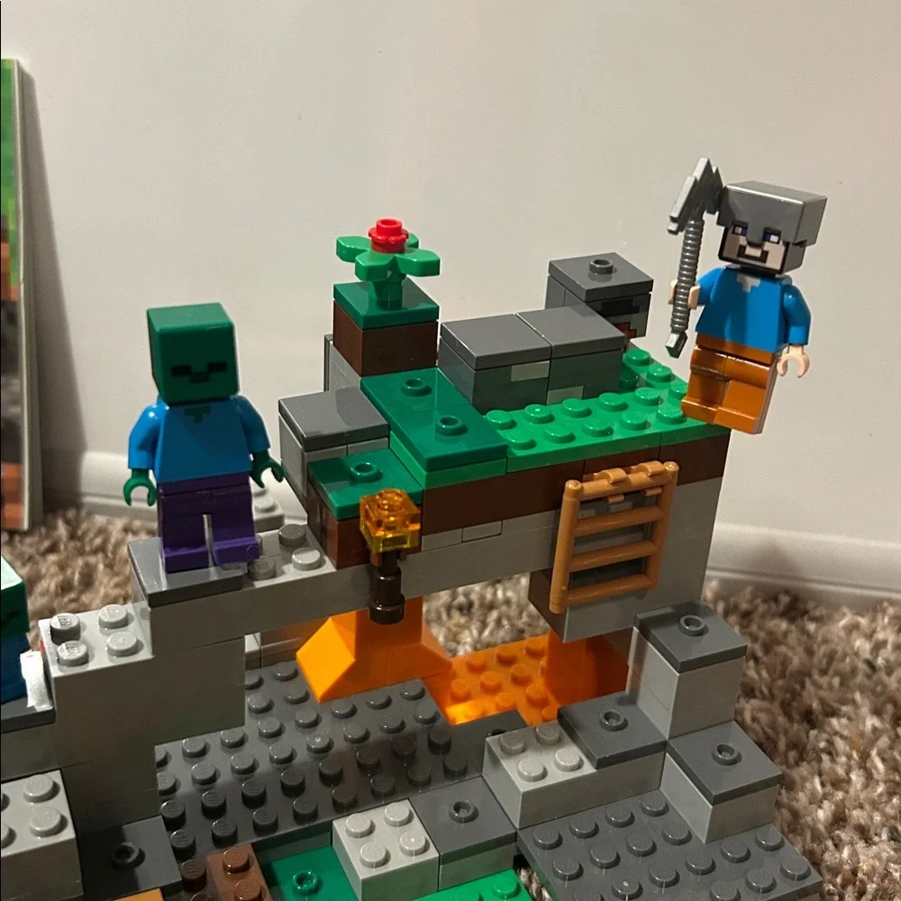 LEGO Minecraft The Zombie Cave #21141  Opened and Built Set